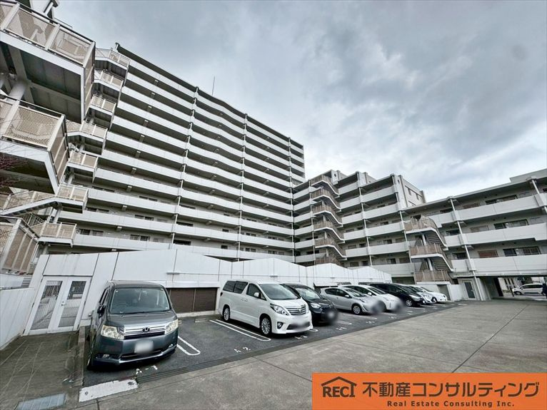 阪急西宮マンションの外観