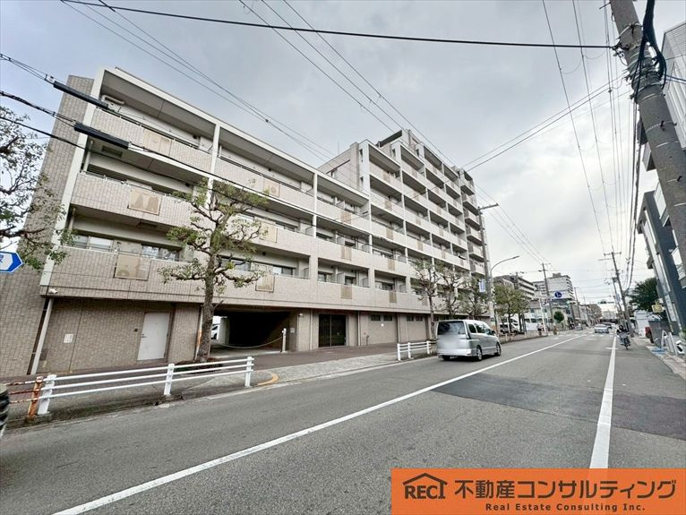 阪急西宮マンションの外観