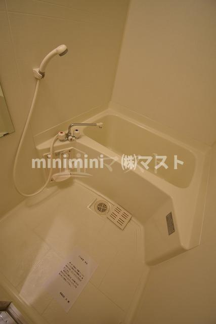 エスレジデンス本町マークスの浴室