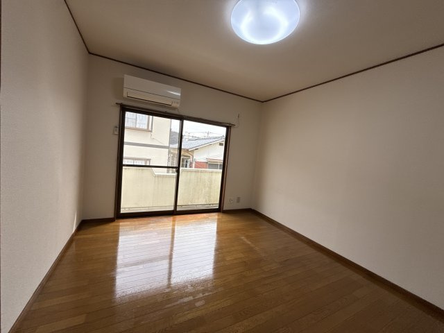 頼安コーポの子供部屋