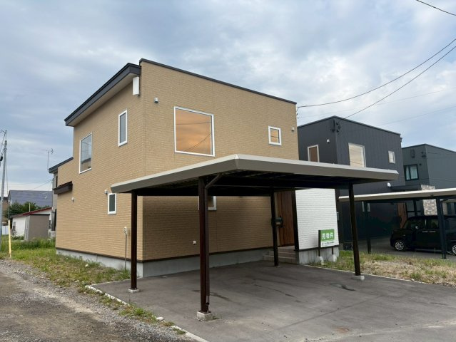 中古住宅　帯広市西6条南33丁目の外観
