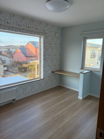 中古住宅　帯広市西6条南33丁目の洋室