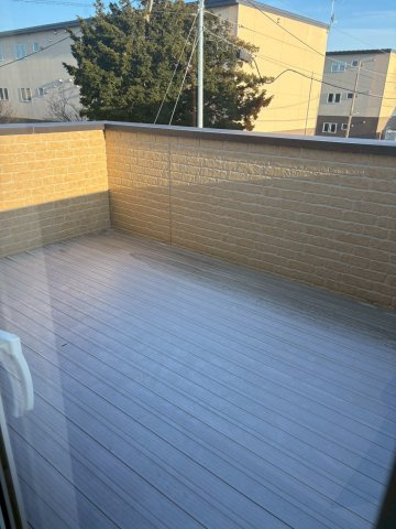 中古住宅　帯広市西6条南33丁目のバルコニー