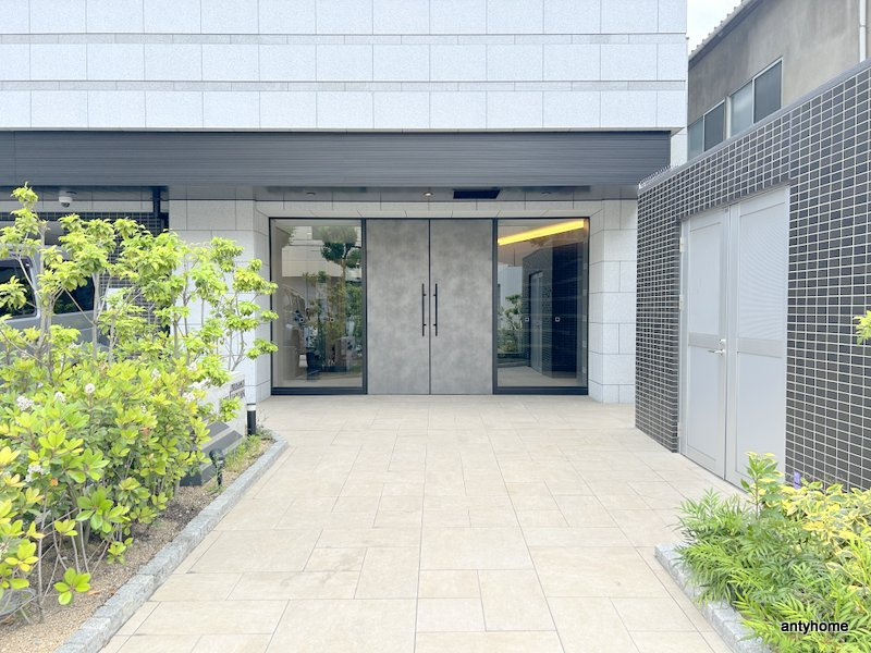 プレサンス海老江ジャルダン 仲介手数料無料のエントランス