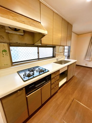 小山市中久喜5丁目　中古戸建のキッチン