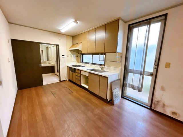 小山市中久喜5丁目　中古戸建の居間・リビング