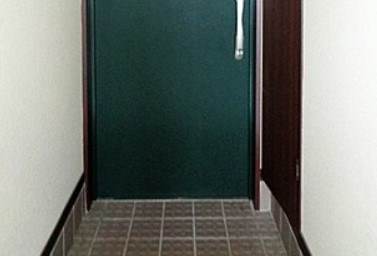 ETERNO・K（エテルノ・ケー）の玄関