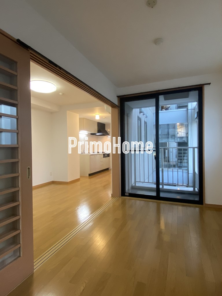 コニファー桜橋の居間・リビング