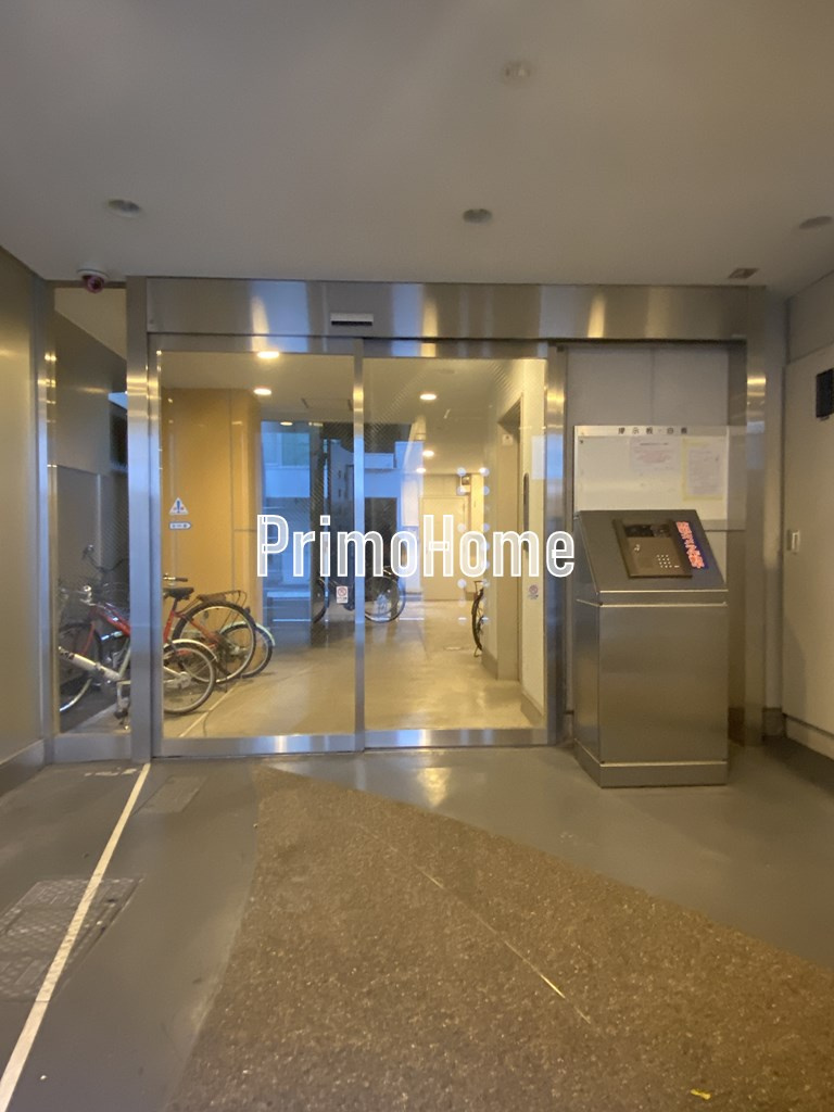 コニファー桜橋のロビー