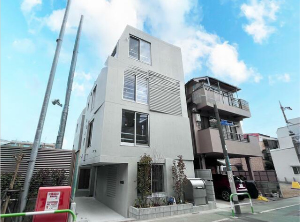 クアードロ三軒茶屋　ペット相談　礼金0　新築　最上階