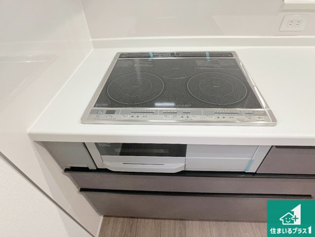 加古川市西神吉町岸　新築一戸建ての設備|火を使わないので、安心なＩＨコンロ！でこぼこが無い構造なので、掃除もしやすく清潔に保てます！