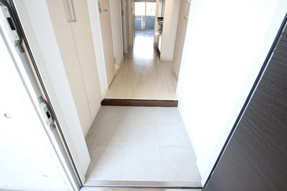 【玄関】セントヒルズ銀山町 