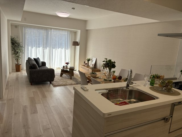 ヒルハイツ宮前平　ウエストの居間・リビング|※家具の配置はイメージです