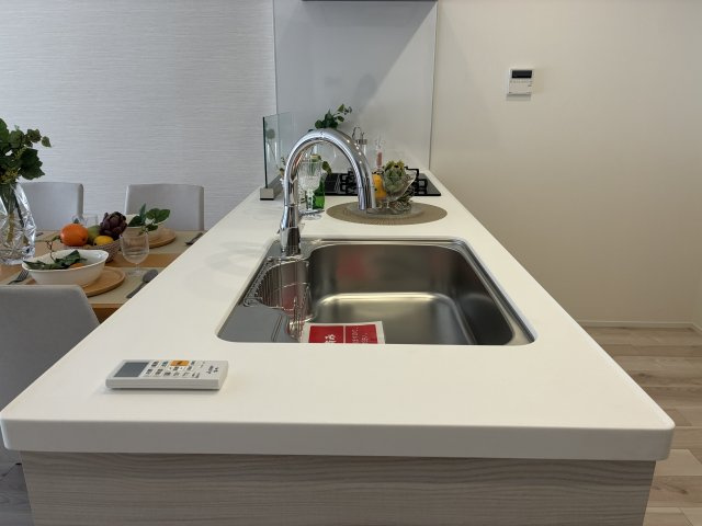 ヒルハイツ宮前平　ウエストのキッチン