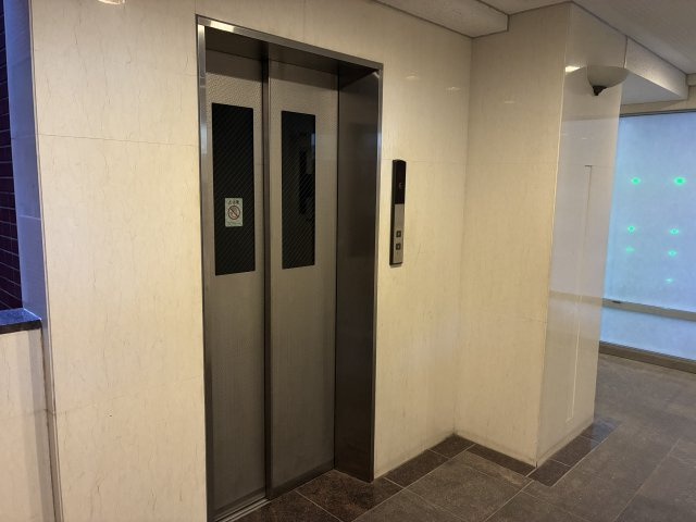 ヒルハイツ宮前平　ウエストのその他共用部分|エレベーター