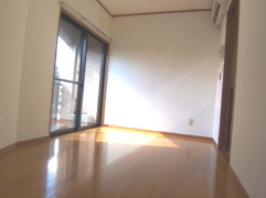 スパシエ鷺宮(スパシエサギノミヤ) の居間・リビング|洋室☆（同一仕様写真）