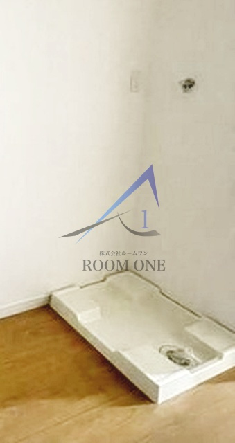 ラ・メゾンコンフォール大森北の設備|洗濯機置場です。