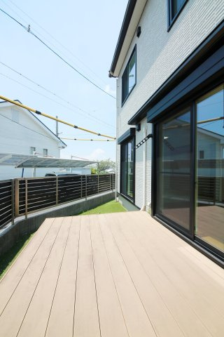 大府市北山町1丁目住宅のバルコニー
