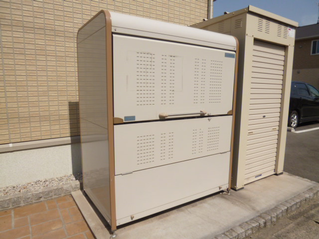 エスポワールのその他共用部分|敷地内専用ゴミステーション