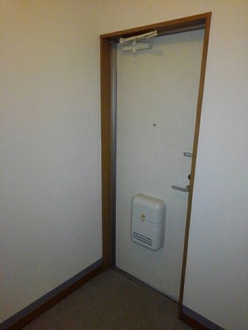 ドリームタウンＢ　　刈谷市近郊の賃貸はクラスホーム刈谷店の玄関|毎日通る玄関はこちらです