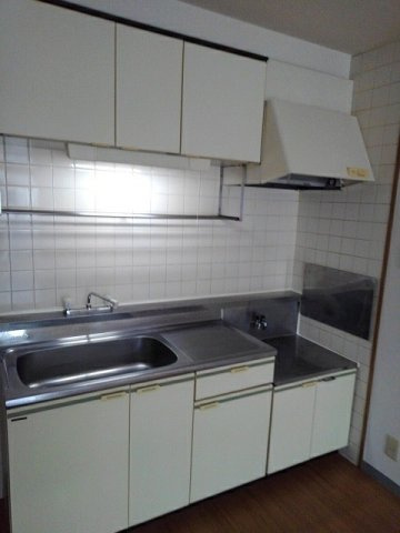 ドリームタウンＢ　　刈谷市近郊の賃貸はクラスホーム刈谷店のキッチン|キッチンでお料理をお楽しみください