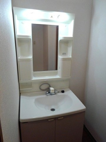 ドリームタウンＢ　　刈谷市近郊の賃貸はクラスホーム刈谷店の洗面所|忙しい朝には欠かせない洗面所です