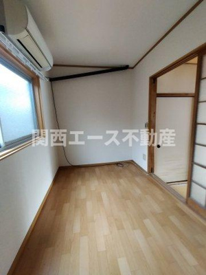 【寝室】 | 稲葉４丁目貸家
