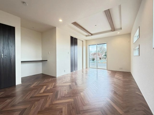 練馬区石神井台8丁目　長期優良住宅　太陽光発電システム　ゆとりの邸の居間・リビング