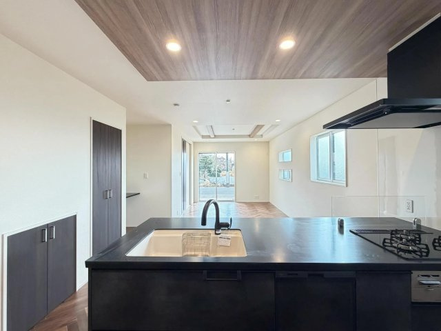 練馬区石神井台8丁目　長期優良住宅　太陽光発電システム　ゆとりの邸のキッチン