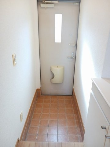 メゾン・アムール　　刈谷市近郊の賃貸はクラスホーム刈谷店の玄関|玄関です