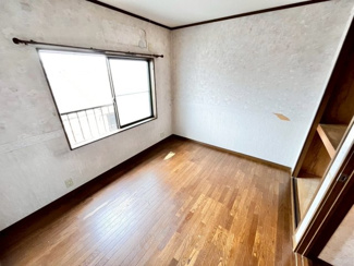 【洋室】 | 浜寺諏訪森町中３丁　中古戸建 | 家探しはどうやってするの？から資金のことや住宅ローン、税金や制度のことまで住宅の難しいことをわかりやすく説明いたします♪