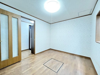 【洋室】 | 浜寺諏訪森町中３丁　中古戸建 | 親切・丁寧を心がけ、お客様目線で物件探しのお手伝いをさせて頂きます♪お気軽にお問い合わせください！