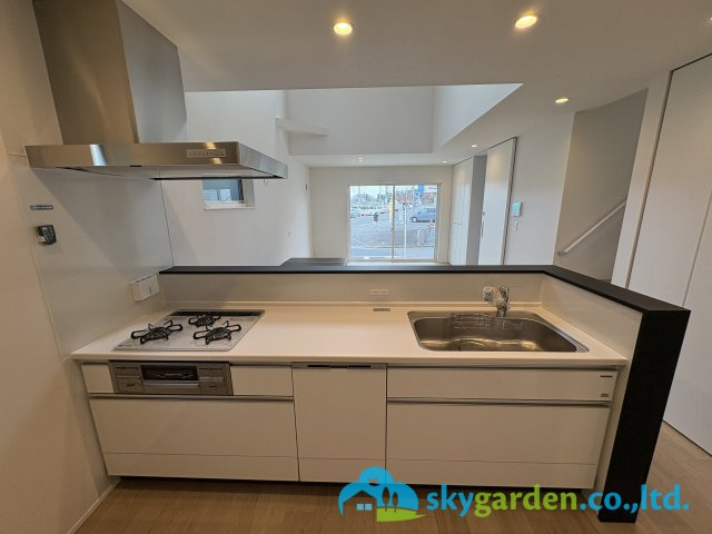 藤沢市大庭6期　新築戸建　全２棟A号棟のキッチン|食洗機付きのシステムキッチン