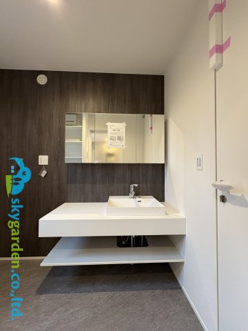 藤沢市大庭6期　新築戸建　全２棟A号棟の独立洗面台|朝の身支度には欠かせない独立洗面化粧台