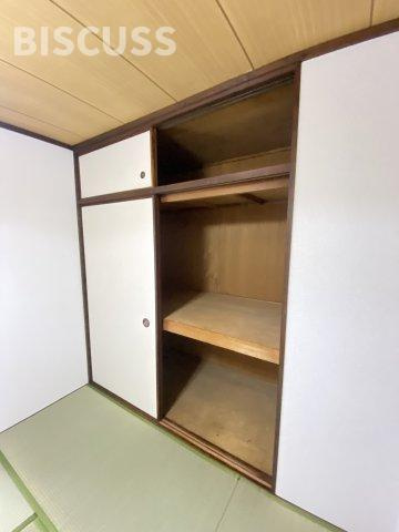 三国ヶ丘ハイツB棟の収納