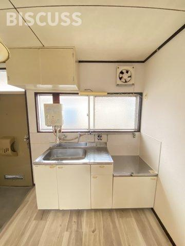 三国ヶ丘ハイツB棟のキッチン