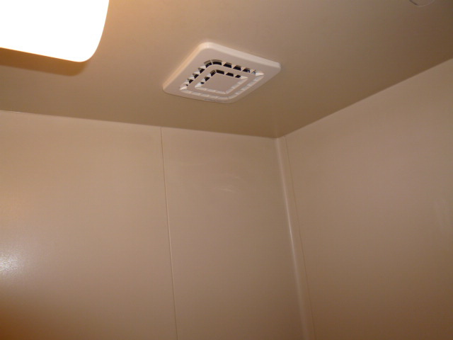 グリーンハウスおがわの浴室|換気扇