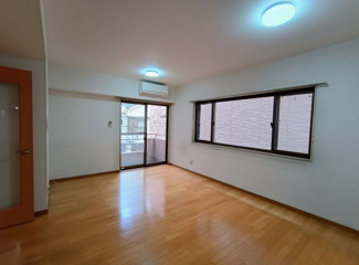 【居間・リビング】 | 翠鴎館（すいおうかん）