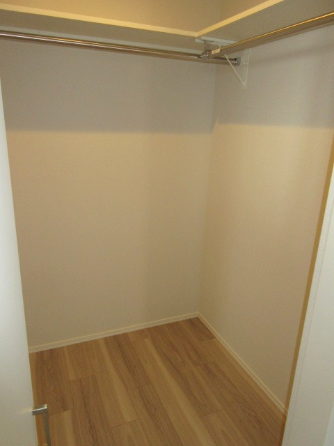 メゾンドスリジェの収納|★ウォークインクローゼット★