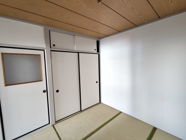 東久コーポの和室