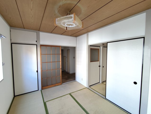 東久コーポの和室