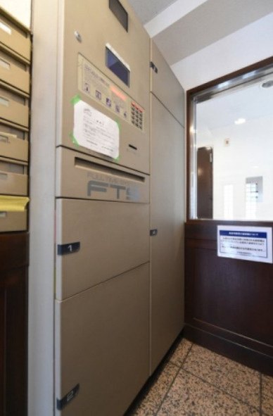 中野区松が丘２丁目の賃貸マンションのその他共用部分