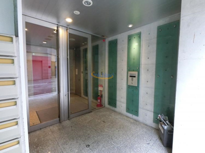 【エントランス】 | 靭公園プライマリーワン