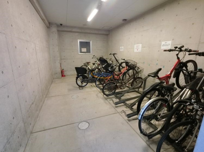 【駐車場】 | 靭公園プライマリーワン