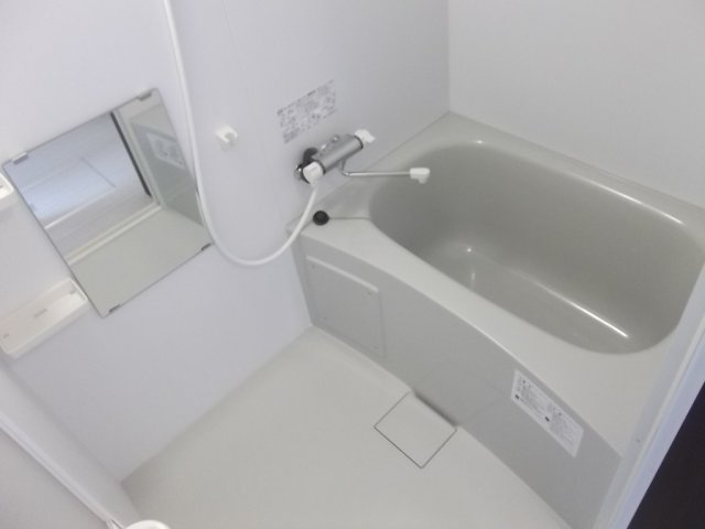 ベルシーヌ鷲別Ⅱの浴室