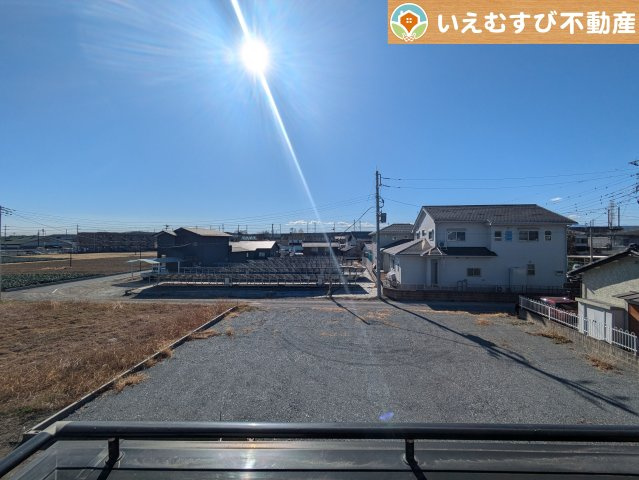 本庄市今井　中古戸建の展望|高い建物が無く開放感のある展望
バルコニーからの展望も開けていてのどかな景色が望めます。日当りも良いですね♪