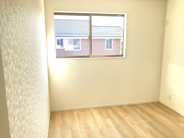 クレイドルガーデン高崎市箕郷町上芝第8　1号棟の洋室|2階洋室２です