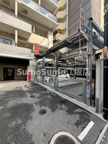 S－ＦＯＲＴ江坂垂水町の駐車場|駐車場があるので、車を買う予定の方も安心です