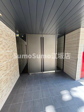 S－ＦＯＲＴ江坂垂水町のエントランス|清潔なエントランスです
