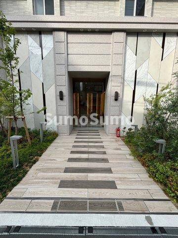 スプランディッド江坂Ⅲのエントランス